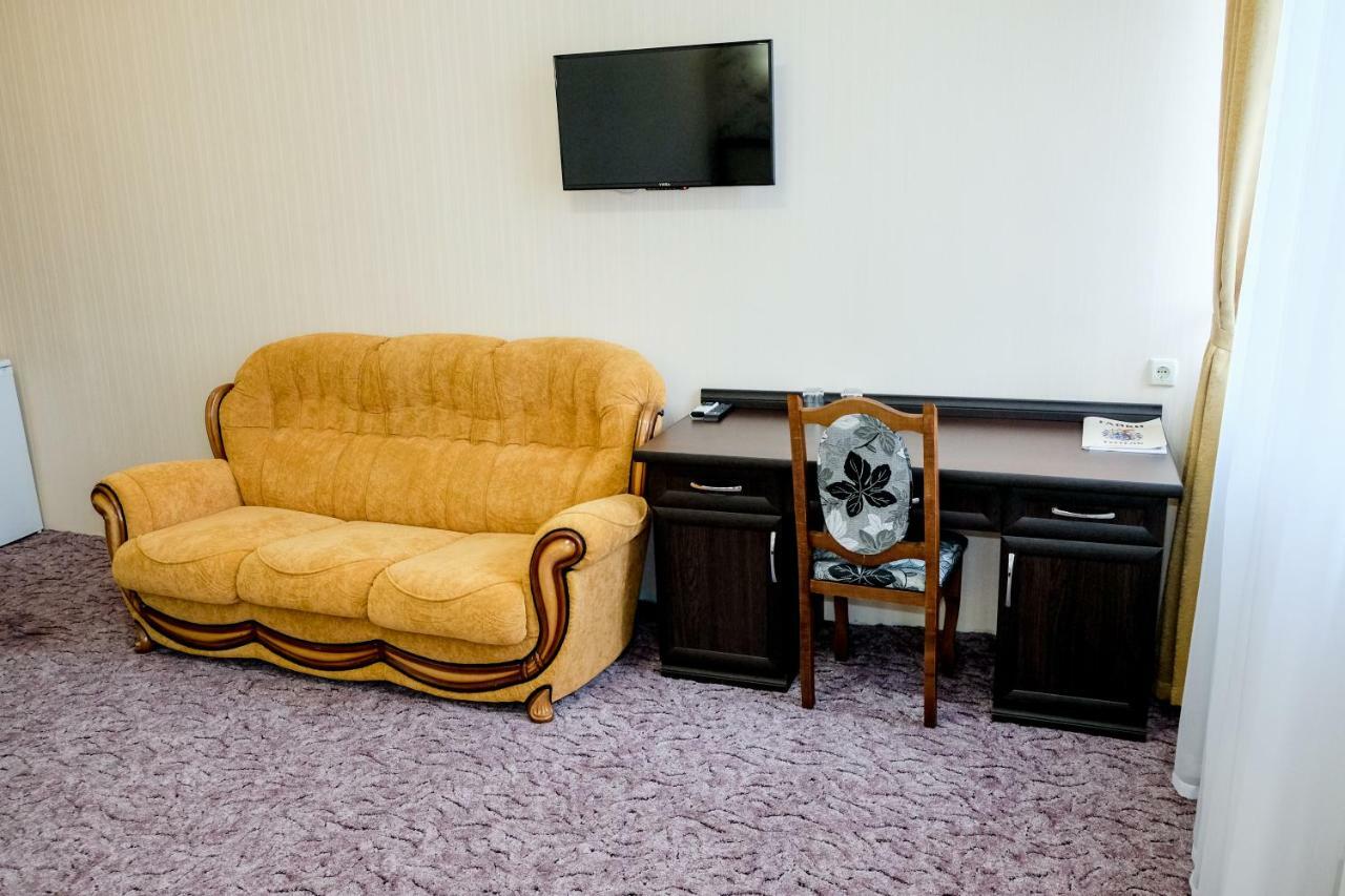 Оздоровчий Комплекс Гайки Заїзд Провулок Сухий Яр 12 Hotel Zhytomyr Bagian luar foto