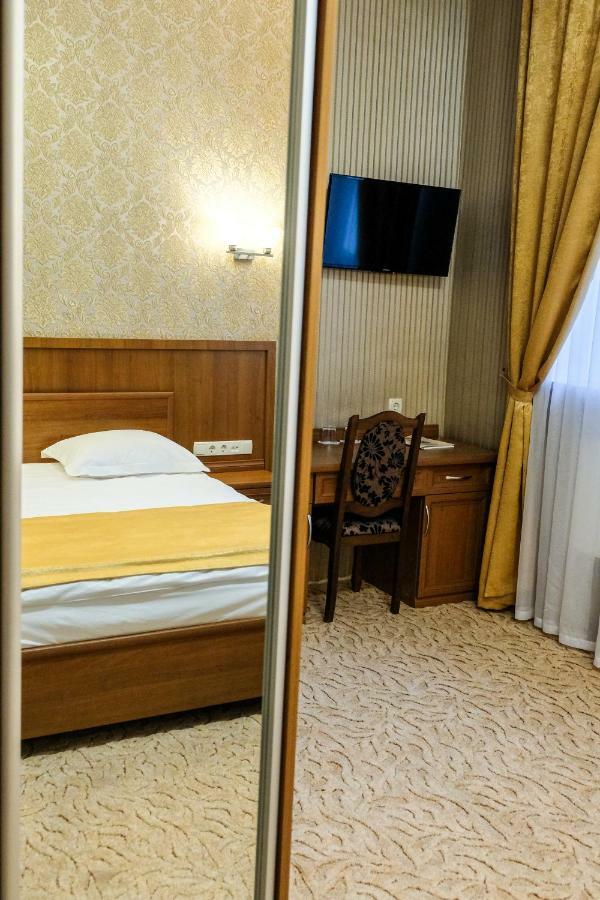 Оздоровчий Комплекс Гайки Заїзд Провулок Сухий Яр 12 Hotel Zhytomyr Bagian luar foto