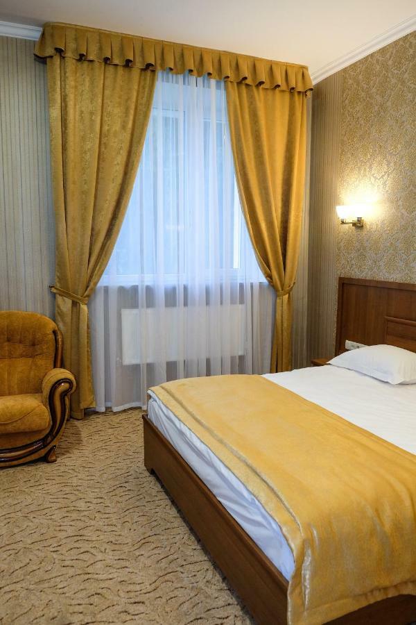 Оздоровчий Комплекс Гайки Заїзд Провулок Сухий Яр 12 Hotel Zhytomyr Bagian luar foto